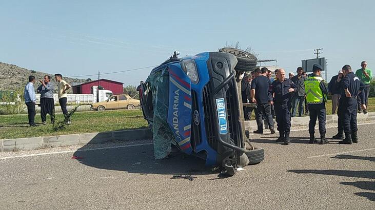 Adana’da askeri araç kaza yaptı! 2 asker şehit, 3 asker yaralı