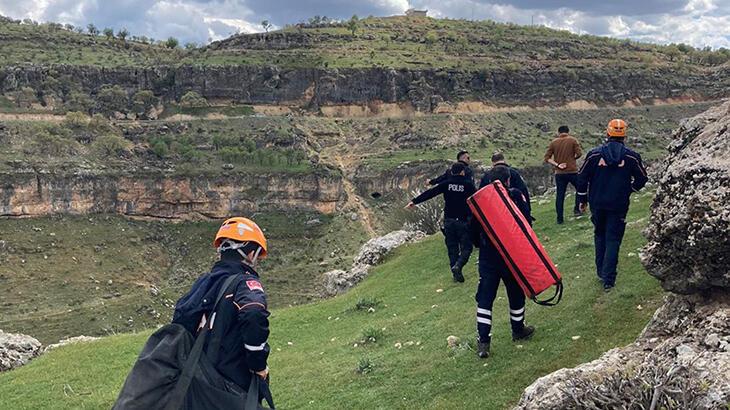 Gezerken kurumuş tarihi su kuyusuna düştü