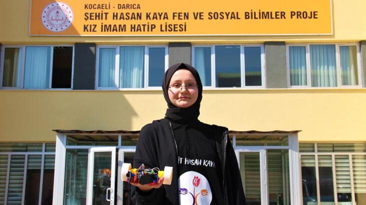 Lise öğrencileri çizgi izleyen otonom robotlar üretti