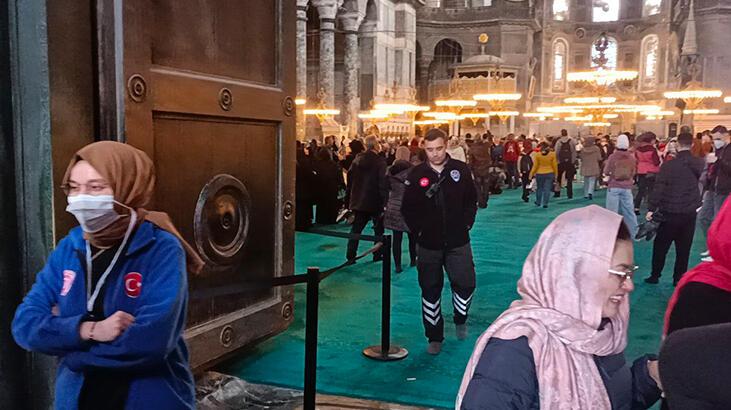 Ayasofya Camii’nin İmparator Kapısı onarıldı