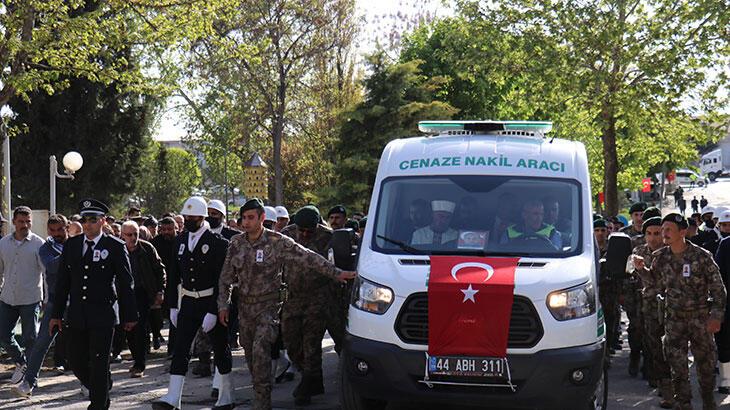 Suriye şehidi gözyaşları ile son yolculuğuna uğurlandı