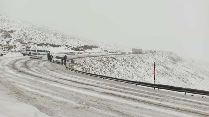 Mayıs ayında şoke eden görüntü! Beyaza büründü