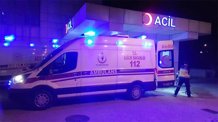 Kontrolden çıkan motosiklet 21 yaşındaki gence çarptı