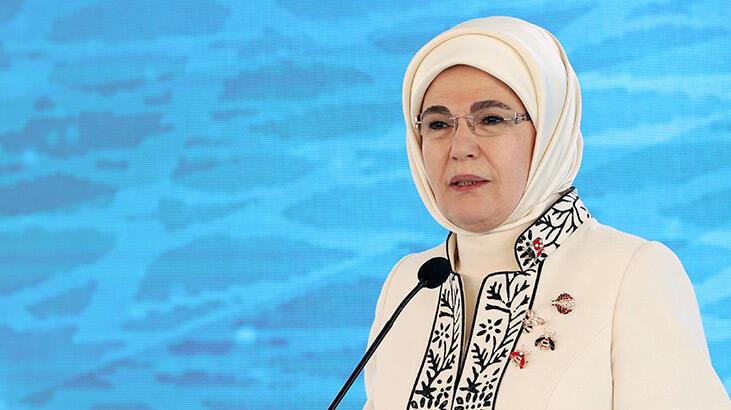 Emine Erdoğan’dan ‘koruyucu aile’ açıklaması: 8 bin 723’e yükseldiğini söylemekten büyük mutluluk duyuyorum