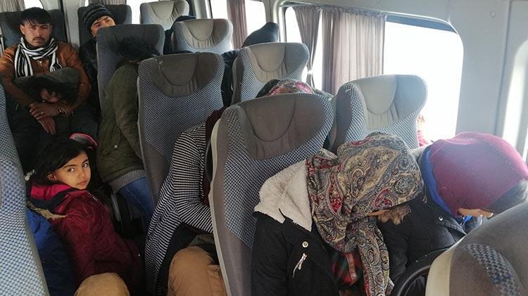 Baba ile kızı denizden dönerken kazada öldü