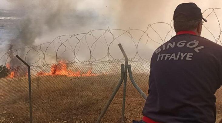 Bingöl’de otluk alanda yangın: Dumanlar gökyüzünü kapladı