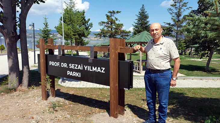 Belediye başkanı, karaciğer naklini gerçekleştiren doktorun adını parka verdi