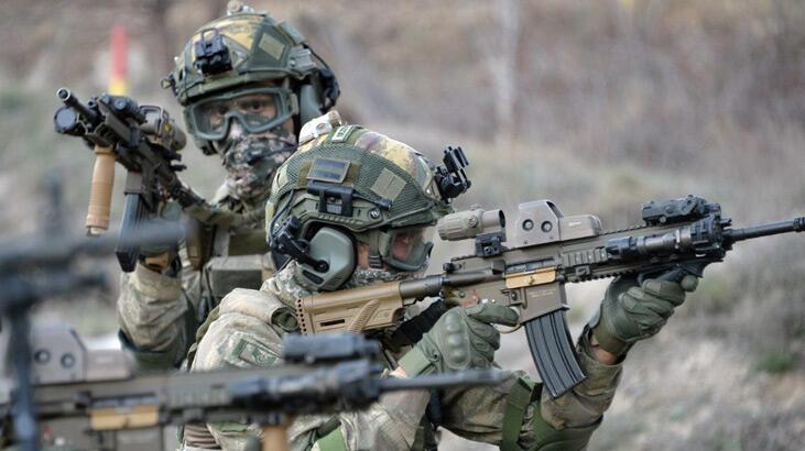 İki bölgede taciz ateşi açan 4 PKK’lı etkisiz hale getirildi