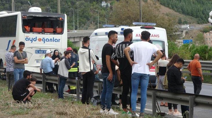 TEM’de otobüs kazası: Çok sayıda yaralı var