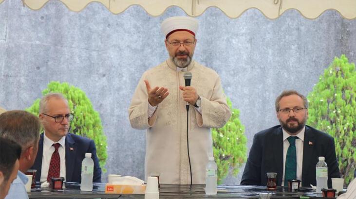 Diyanet İşleri Başkanı Erbaş, Japonya’da Türk vatandaşlarıyla buluştu