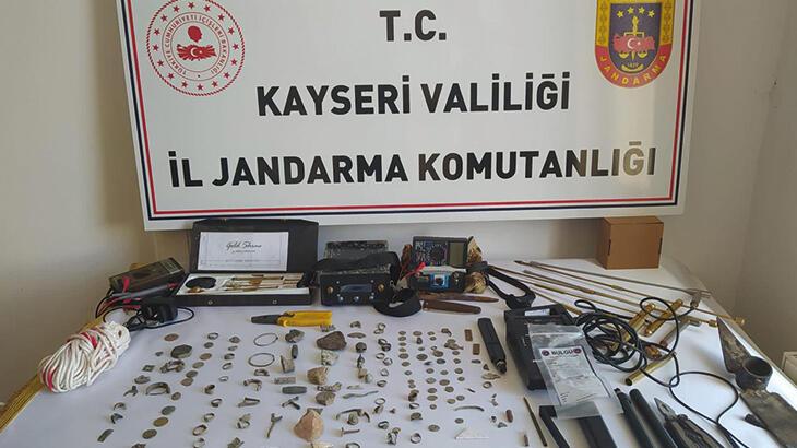 Kayseri’de 654 adet tarihi eser ele geçirildi