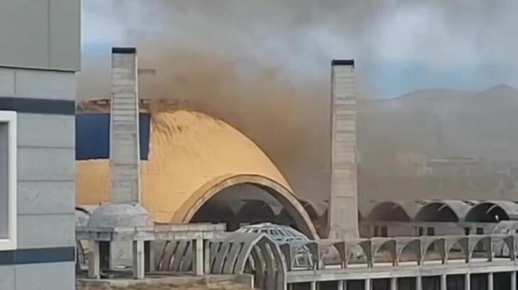 Tıbbiye Camii inşaatında bir haftada ikinci kez yangın!