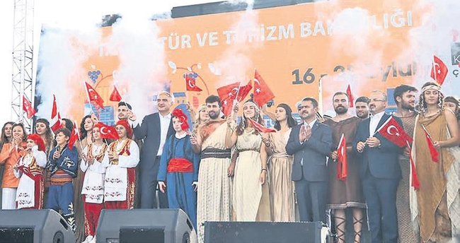 Türkiye’nin sanat nehri dört bir yana aktı