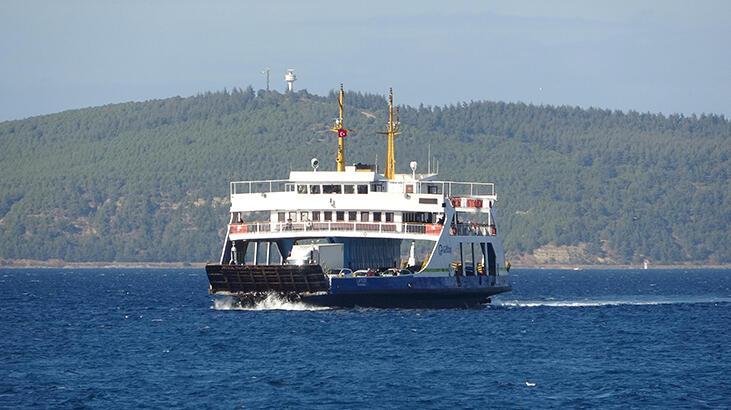 Gökçeada ve Bozcaada feribot seferlerine ‘olumsuz hava’ engeli