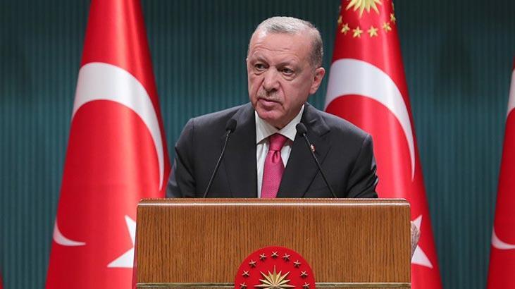 Cumhurbaşkanı Erdoğan’dan ‘yeniden adaylık’ tartışmasına net mesaj: Aday çıkaramıyorlar, bizim adaylığımıza çamur atıyorlar