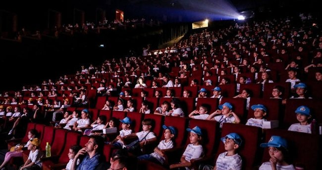 Bakanlıktan sinema salonlarına 14,2 milyon destek