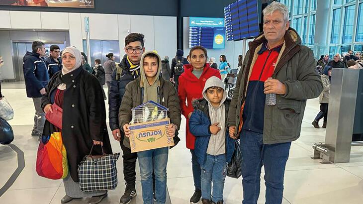 İstanbul’a yakınlarının yanına gelen depremzedeler yaşadıkları o anları anlattı