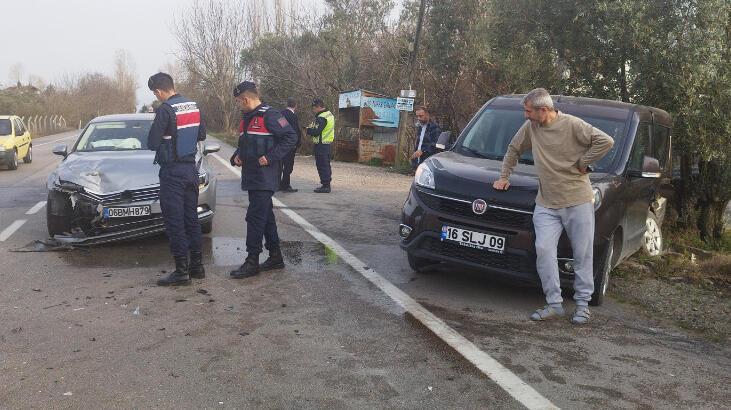 Depremzede aile kaza yaptı: 4 yaralı