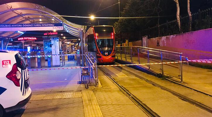 Cevizlibağ’da tramvay raydan çıktı! Seferler yapılamıyor