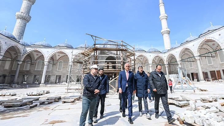 Bakan Ersoy: Sultanahmet Camii’ni bayram namazında yeniden ibadete açacağız