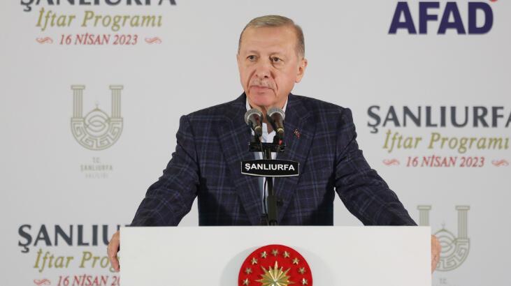 Erdoğan: Milletim teröristlerle kol kola gezenlere 14 Mayıs’ta dersini verecektir