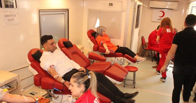 Aile ve Sosyal Hizmetler’den Kızılay’a kan bağışı