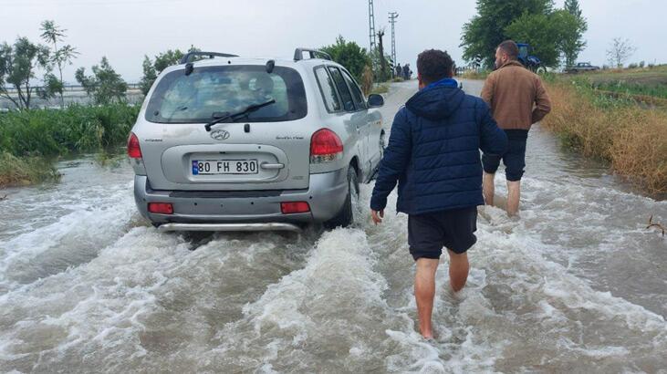 Osmaniye’de yollar göle döndü, tarım arazileri zarar gördü