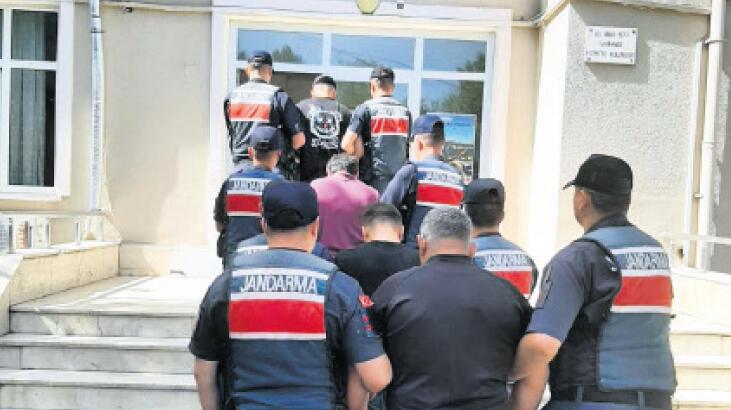 Cezaevi personeline operasyon: 22 gözaltı