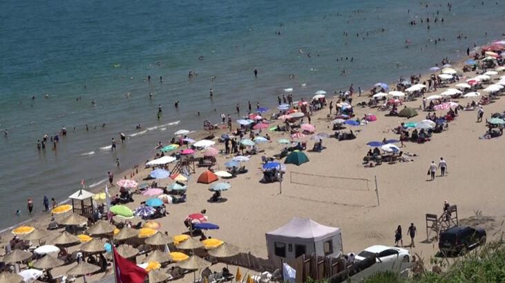 24 saat içerisinde 2 milyon araç geldi! İstanbul’un tatil ilçesi