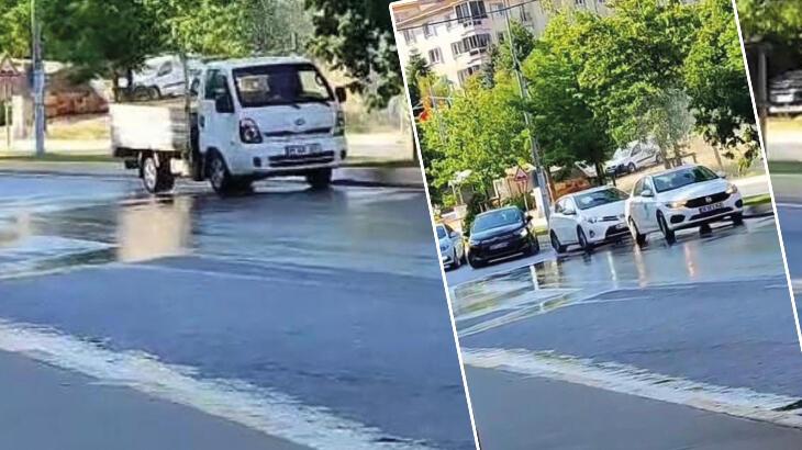 Pendik’te su borusu patladı! Şoförler sıra oluşturup araçlarını yıkadı