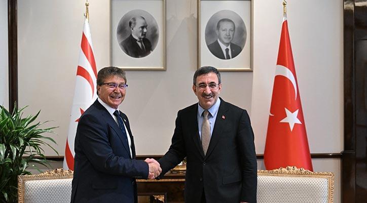 Cumhurbaşkanı Yardımcısı Yılmaz, KKTC Başbakanı Üstel ile bir araya geldi