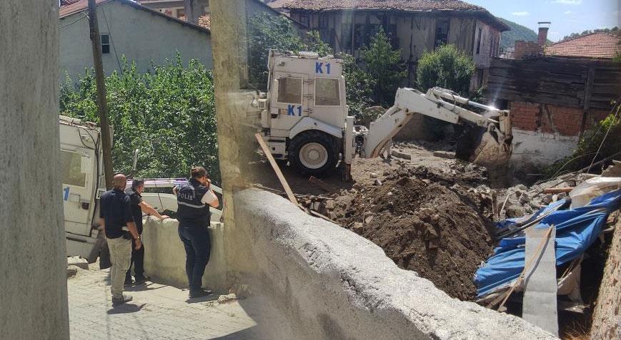 Kastamonu’da ‘el bombası’ alarmı! ‘Babam bahçeye gömmüş’ iddiası