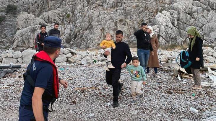 Buraya karadan ulaşım yok! 8 düzensiz göçmen yakalandı