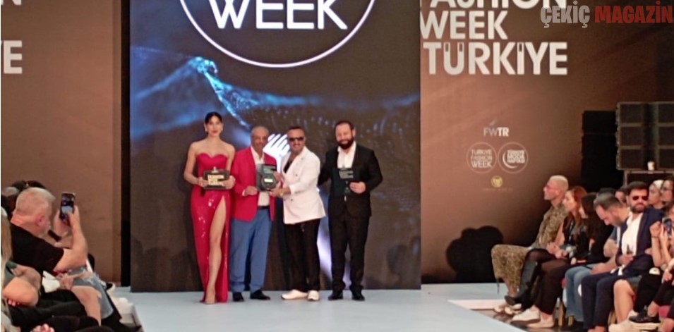 Fethi Demirkol’a ödül Fashıon Week Türkiye’den