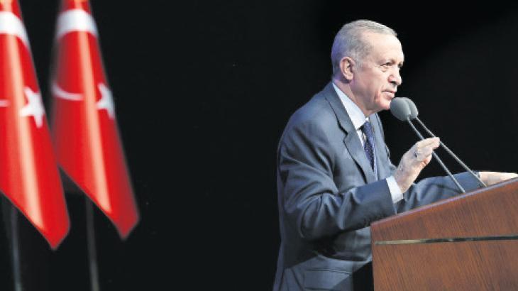 Cumhurbaşkanı Erdoğan, Özbekistan dönüşü uçakta konuştu: AYM, Yargıtay’ı hafife alamaz