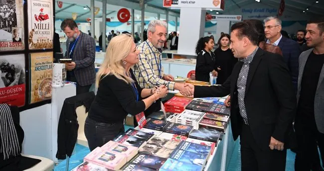 Tuzla 6’ncı Kitap Fuarı okuyucularla buluştu