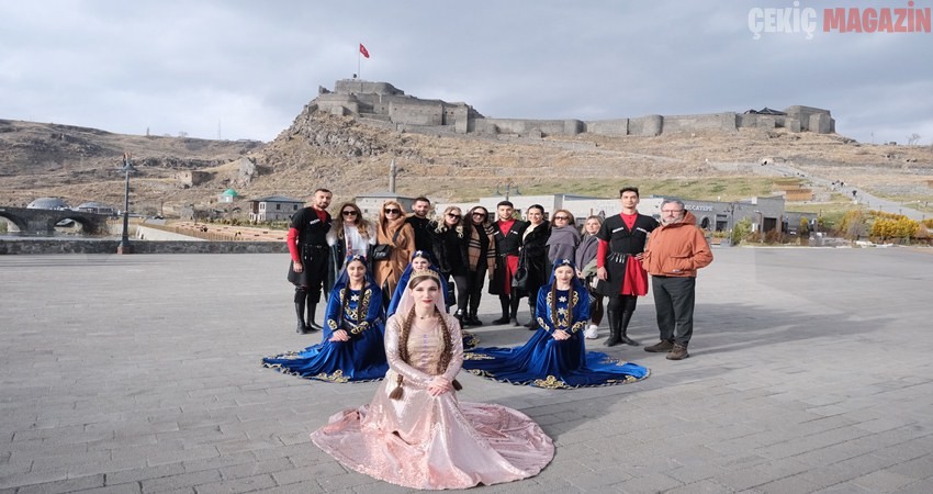 Kars’ta  “Grand Ani Otel” Yıldızlar geçidine sahne oldu