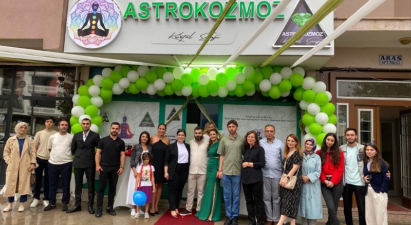 AstroPURE Yeni Nesil Şifa Aracı Kadim Ve Teknolojik Hızlı , Kolay Ve Kalıcı Arınma Sağlayan Tescilli Marka Olan Astrokozmoz ‘un Patentli Ürünüdür.