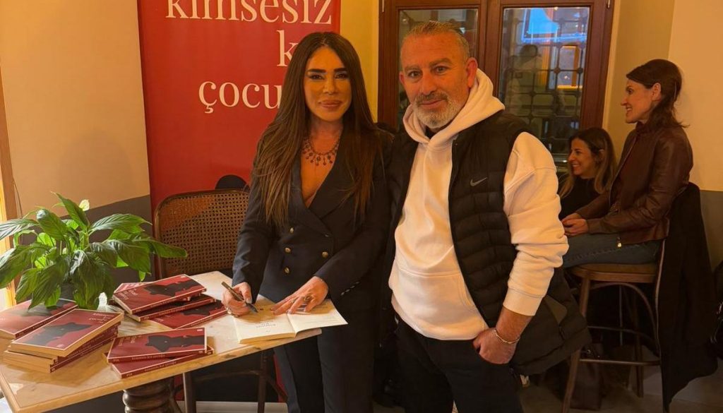 UMUR BUGAY’IN KIZI PİA’DAN ÇARPICI YENİ KİTAP: “KİMSESİZ KIZ ÇOCUĞU”