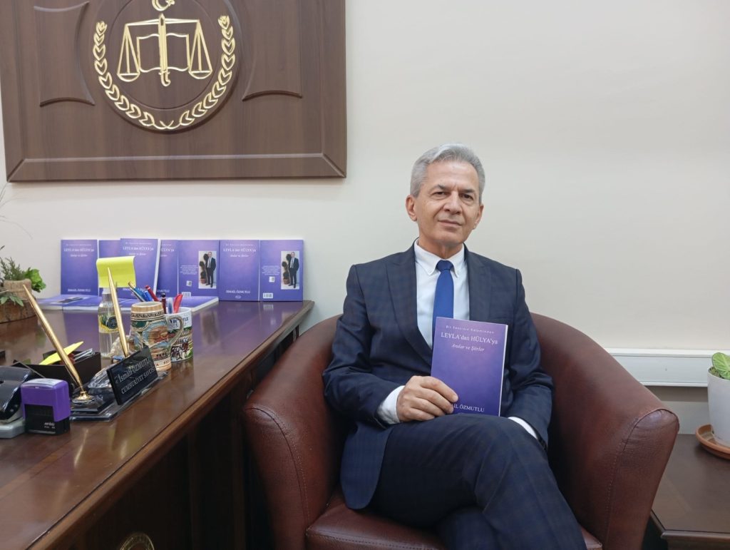 Savcı İsmail Özmutlu, 40 Yıllık Anılarını Kitaplaştırdı