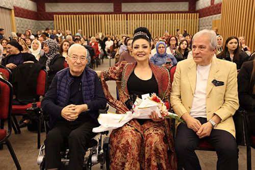 Şahsenem’den Kuaförlere ve Güzellik Sektörüne tam destek.