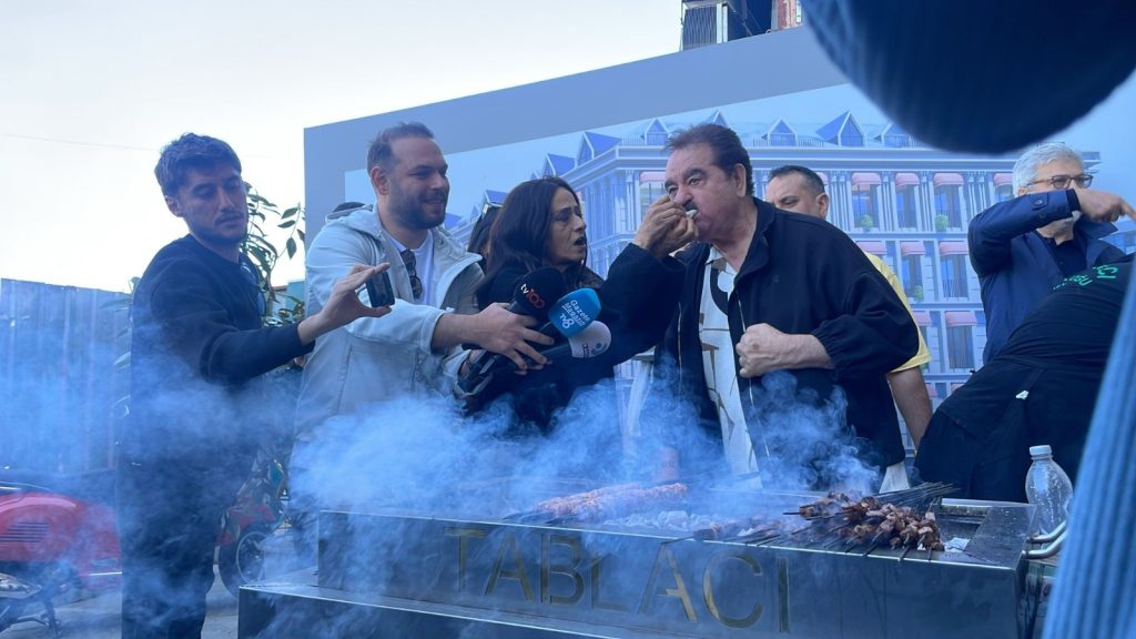 TATLISES’TEN GURME DOKUNUŞ: TABLACI LEZZETİYLE TANITIMDA KEBAP ŞÖLENİ