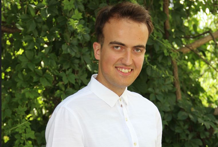 DERYA ŞEN’DEN KEMAL SUNAL PROJESİ