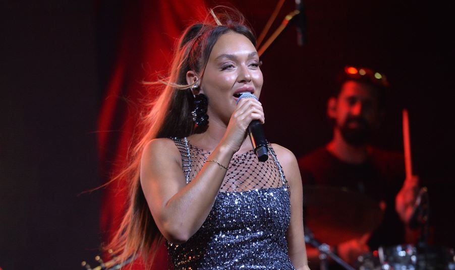 Cerem Onurluer’den Bodrum’da Müzik Dolu Gece