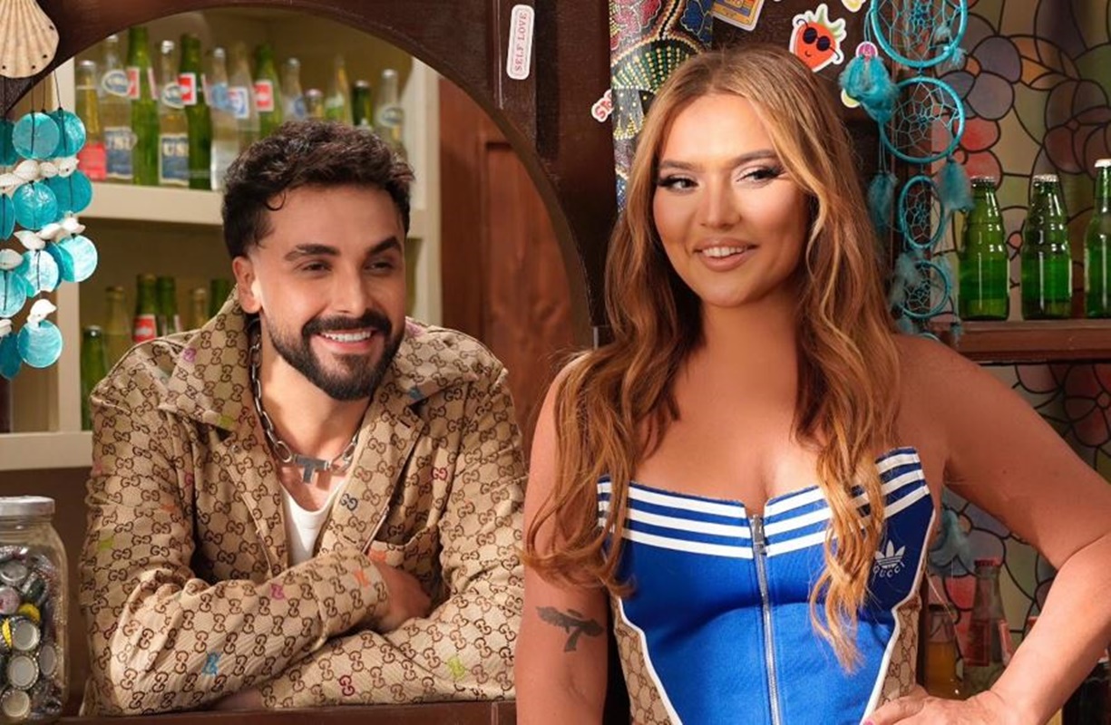 SEFO VE DEMET AKALIN DÜNYAYI SALLIYOR! “YERİNDE DUR” BILLBOARD LİSTESİNDE 17. SIRADA!