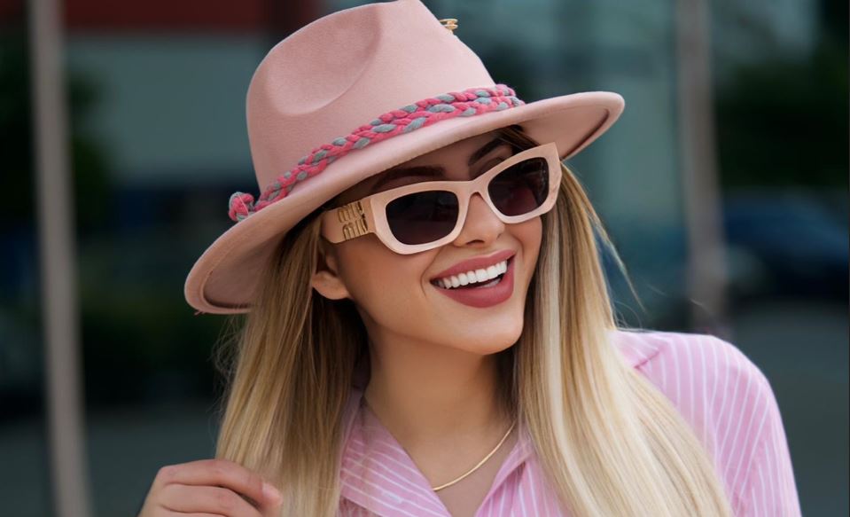 ADANA’NIN SULTANI İSTANBUL YOLUNDA: GİZEM KARACA’DAN EKRANLARA BÜYÜK ADIM