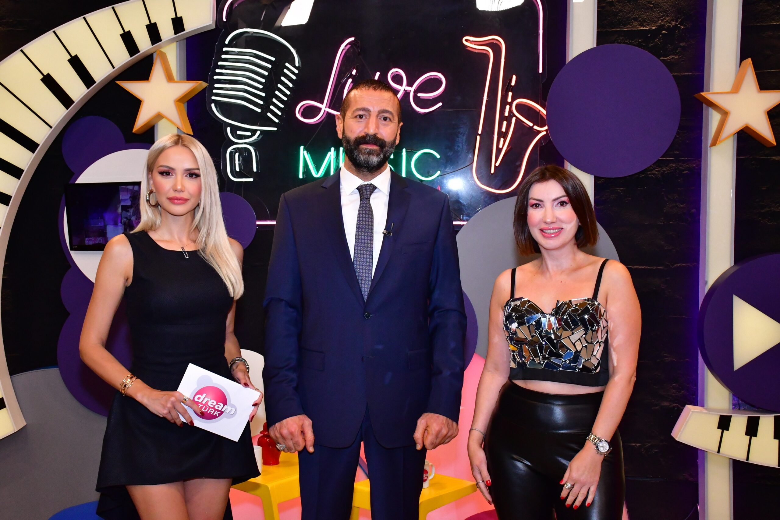 Magazin ve Müzik Dolu Bir Gece!