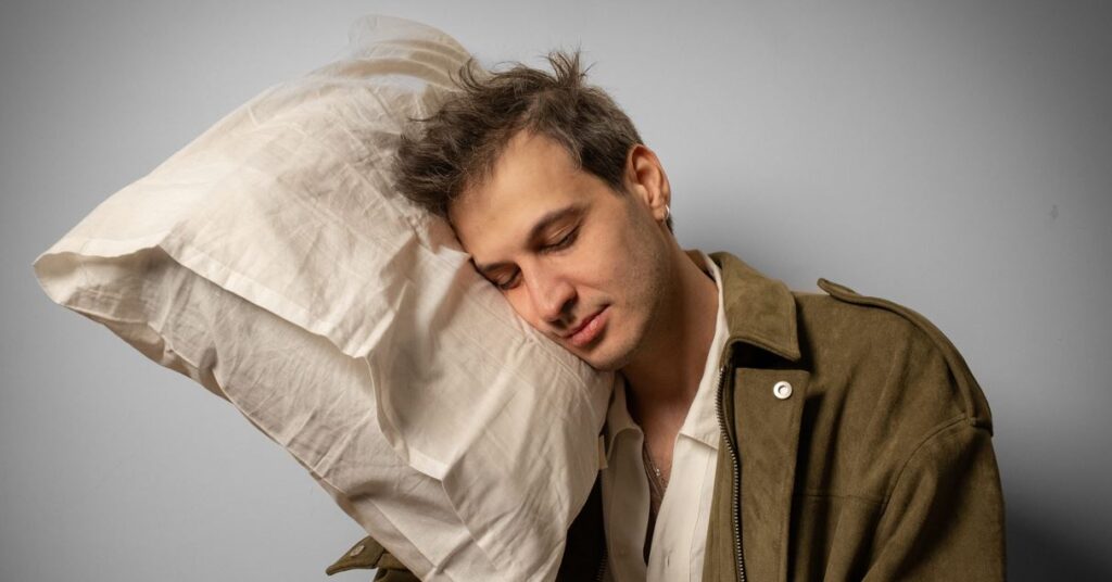 Umur Erdem’den Yeni Tekli: “Huzurlu Arbede” 13 Mart’ta GTR Müzik’te Yayında!