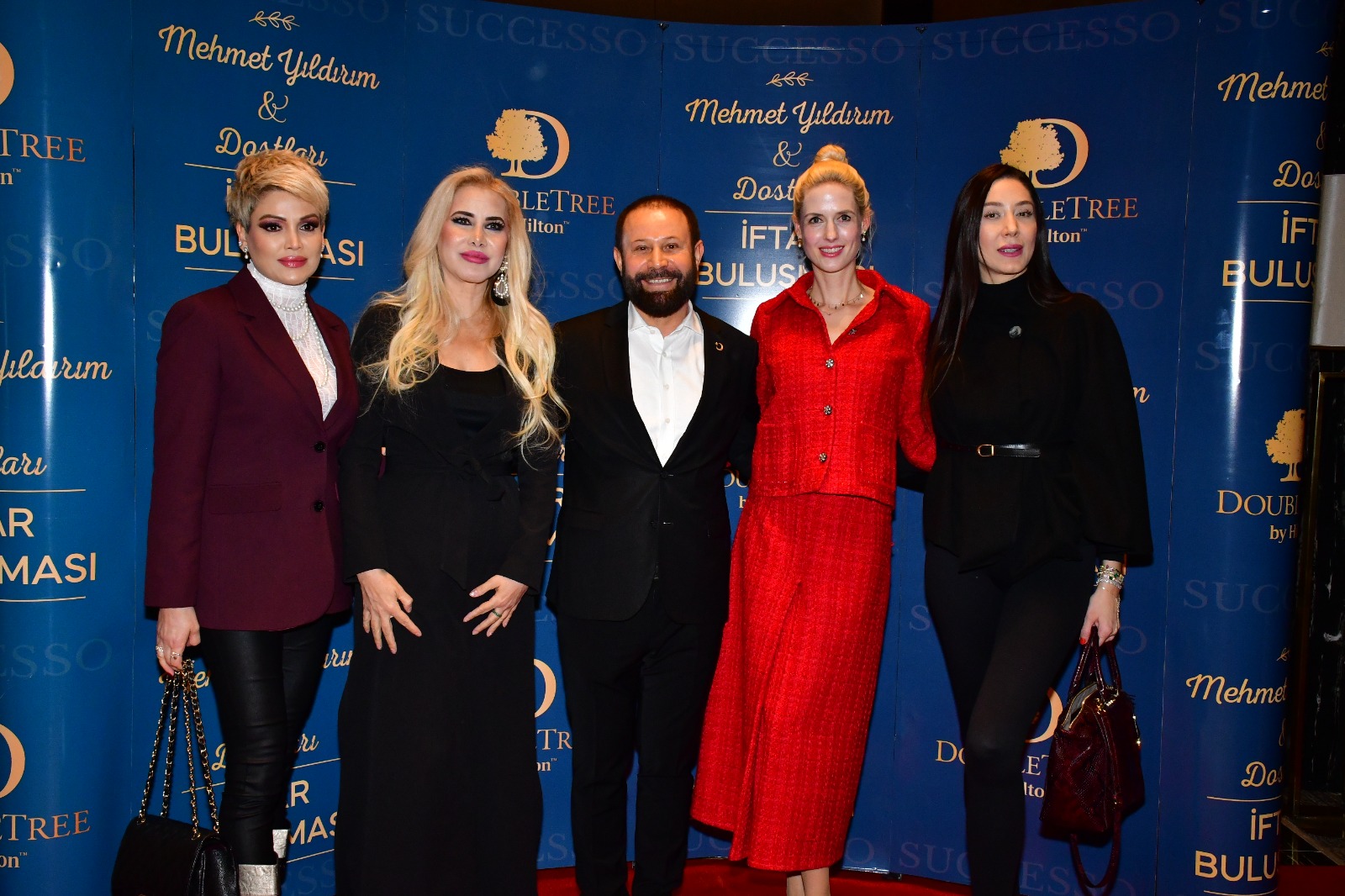 Mehmet Yıldırım ve Dostları İftarda Buluştu