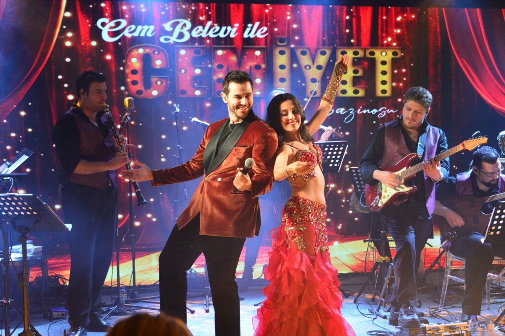 “NOSTALJİK ŞARKILARDA KENDİMİ BULDUM”